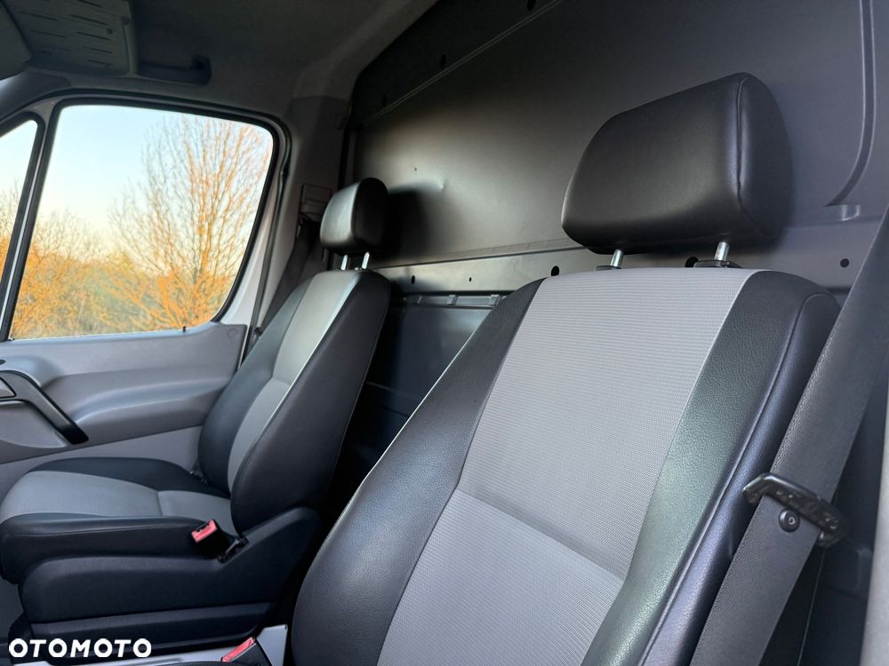 Volkswagen Crafter - 30