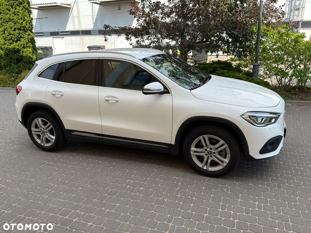 Mercedes-Benz GLA 250 - 11