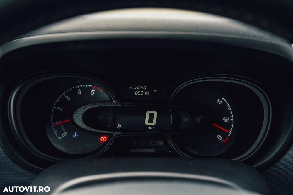 Opel vivaro - 6
