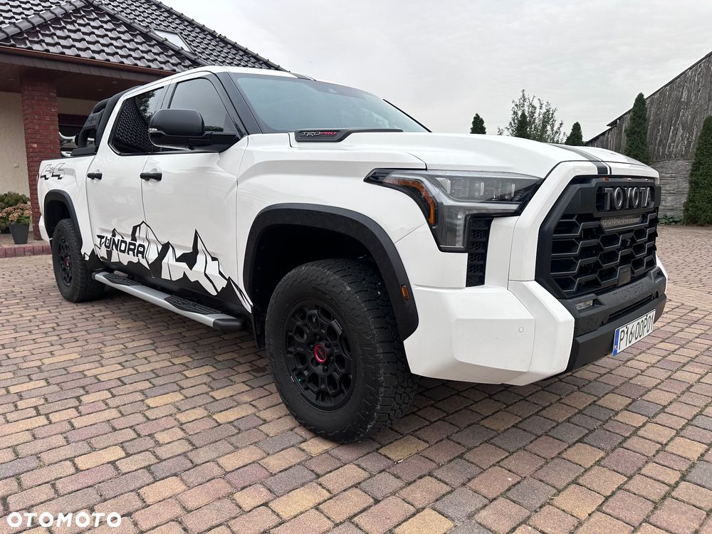 Toyota Tundra - 33