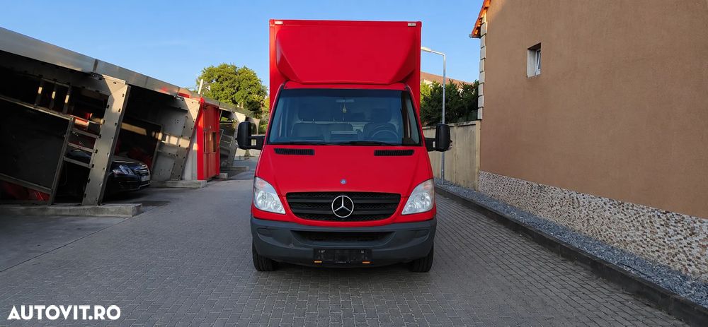 Mercedes-Benz Sprinter - 10
