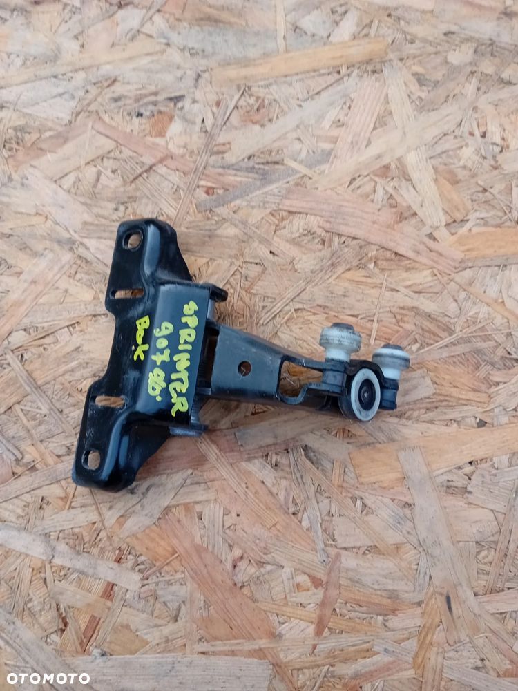 Mercedes Sprinter 907 910 Rolka drzwi przesuwnych - 1