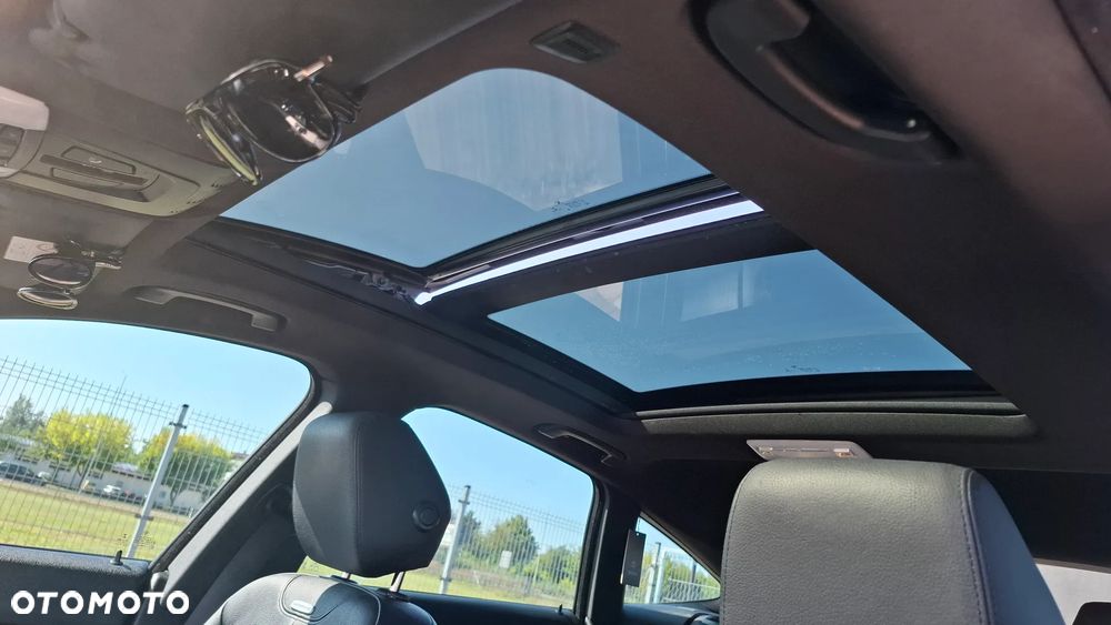 BMW Seria 3 320d xDrive Sport-Aut Sport Line - 9