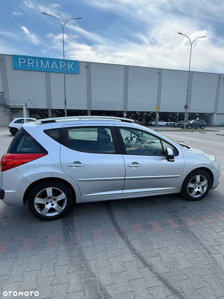 Peugeot 207 90 HDi FAP forever - 5
