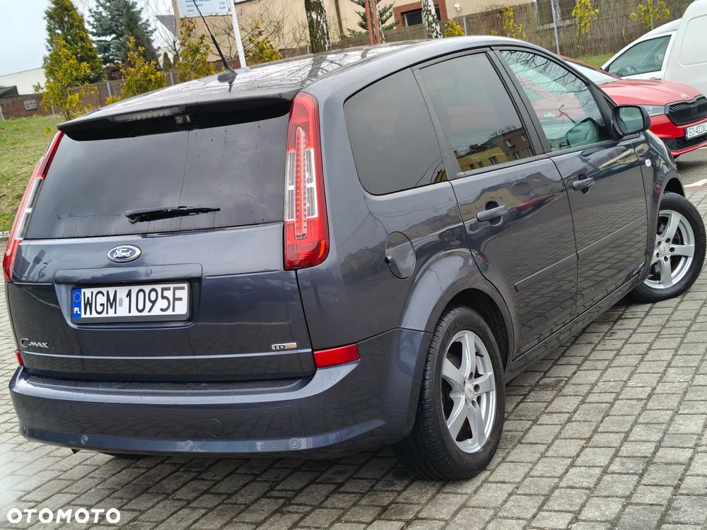 Ford C-MAX 2.0 TDCi DPF Titanium - 4