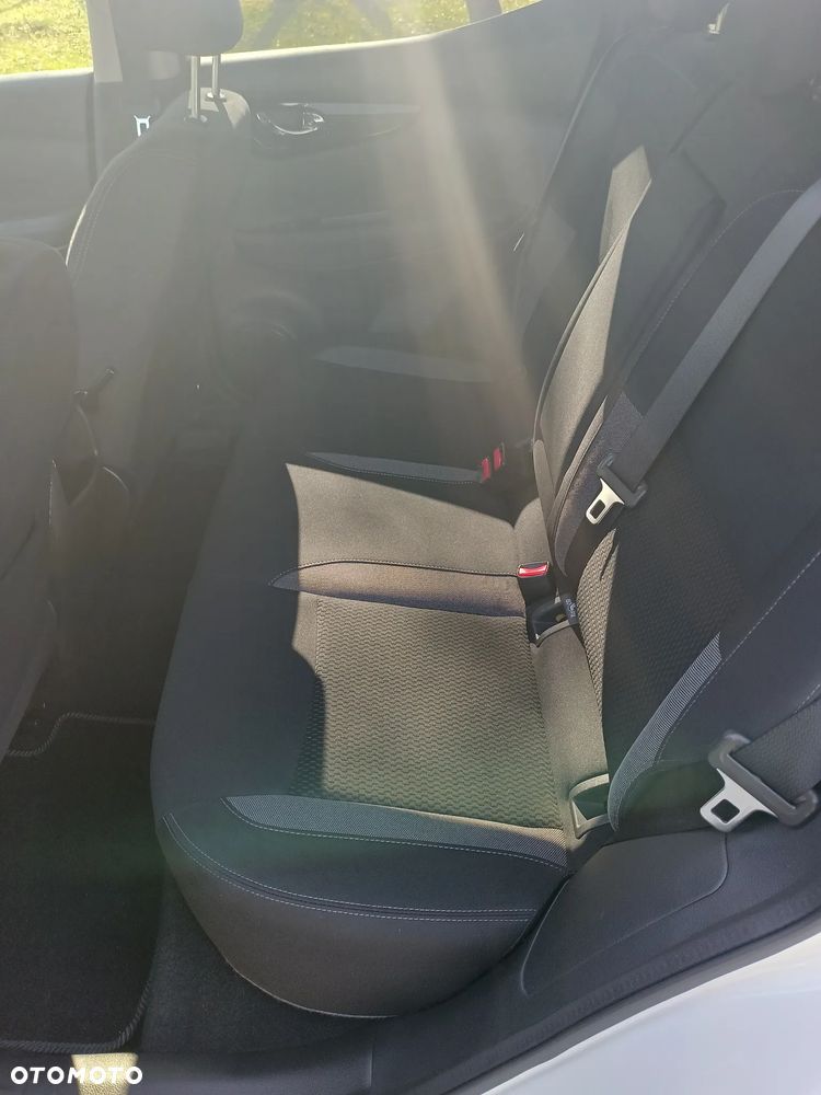 Nissan Qashqai 1.3 DIG-T Acenta - 13