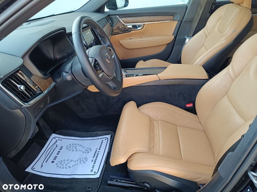 Volvo V90 Cross Country - 19