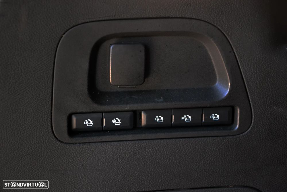 Ford S-Max 2.0 TDCi ST-Line Powershift - 37