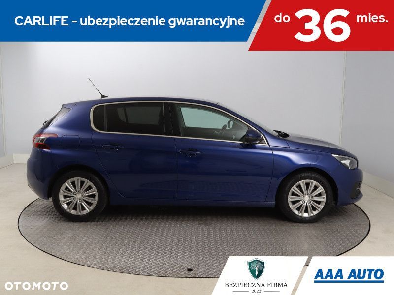Peugeot 308 - 8