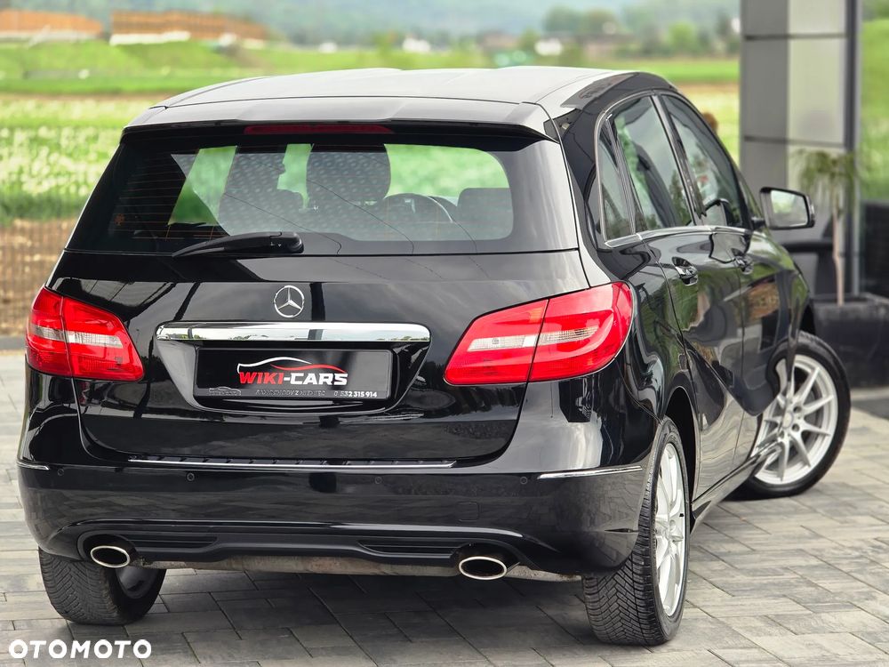 Mercedes-Benz Klasa B 180 BlueEFFICIENCY Edition Style - 17