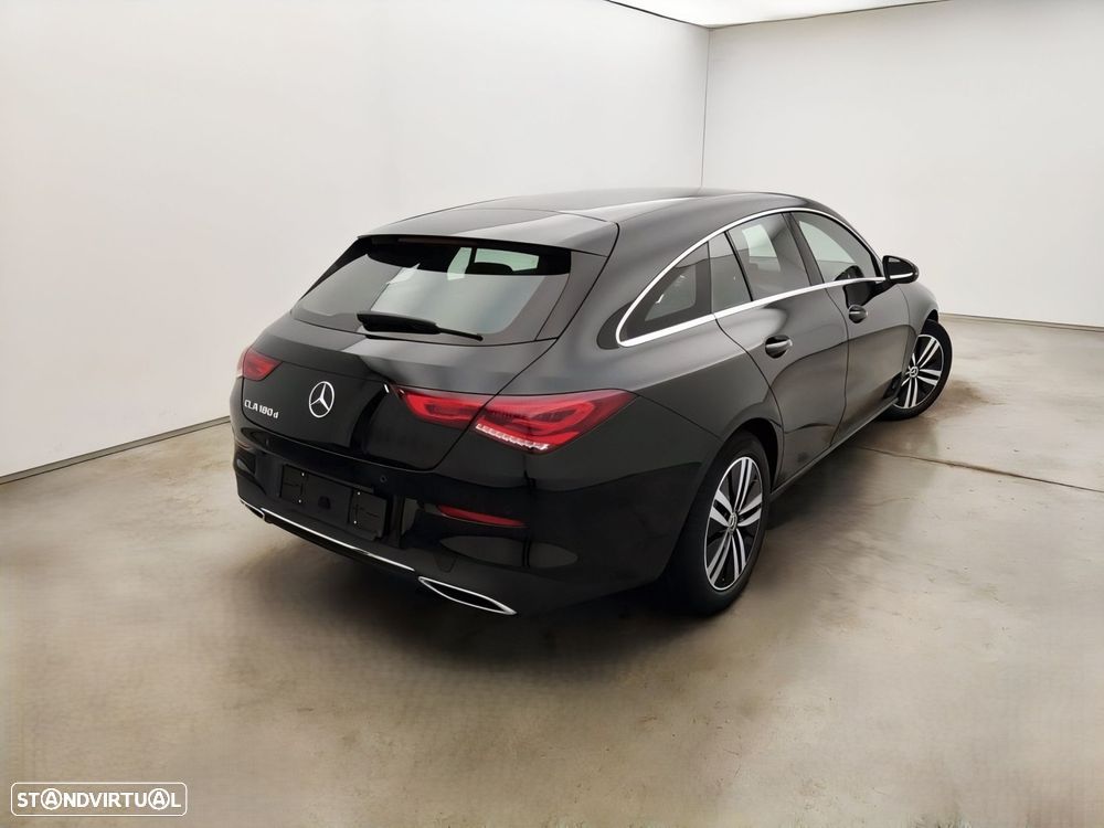 Mercedes-Benz CLA 180 - 3