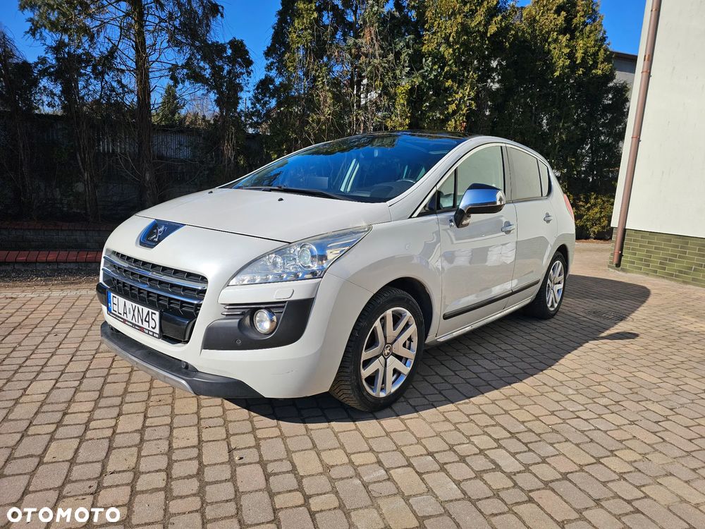 Peugeot 3008 2.0 HDi HYbrid4 - 1