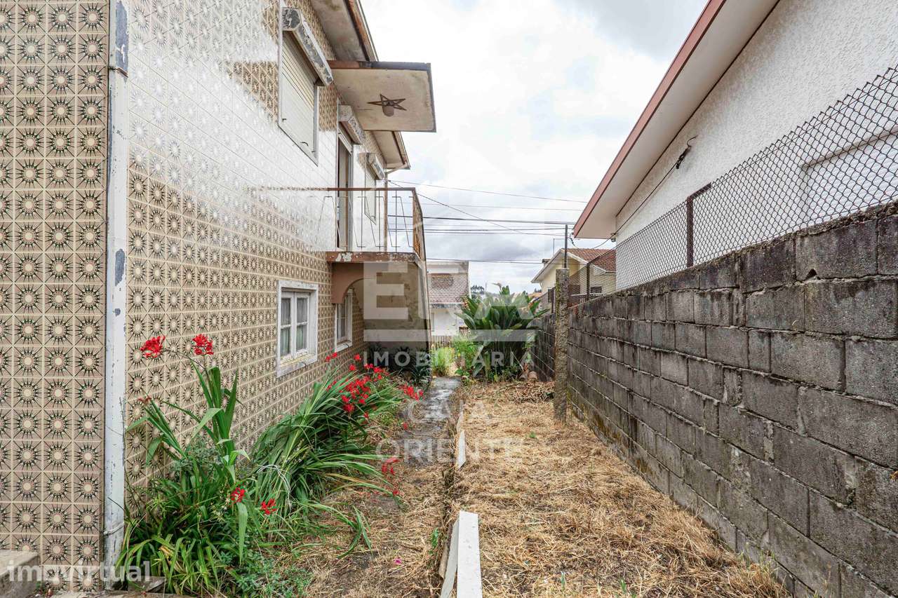 Moradia T3 isolada para renovar em Sanguedo - Grande imagem: 5/20