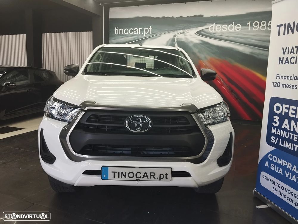 Toyota Hilux 2.4 D-4D 2WD CD CM - 7