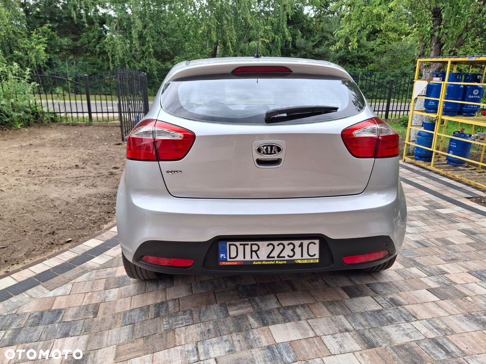 Kia Rio 1.2 ISG Dream Team Edition - 6