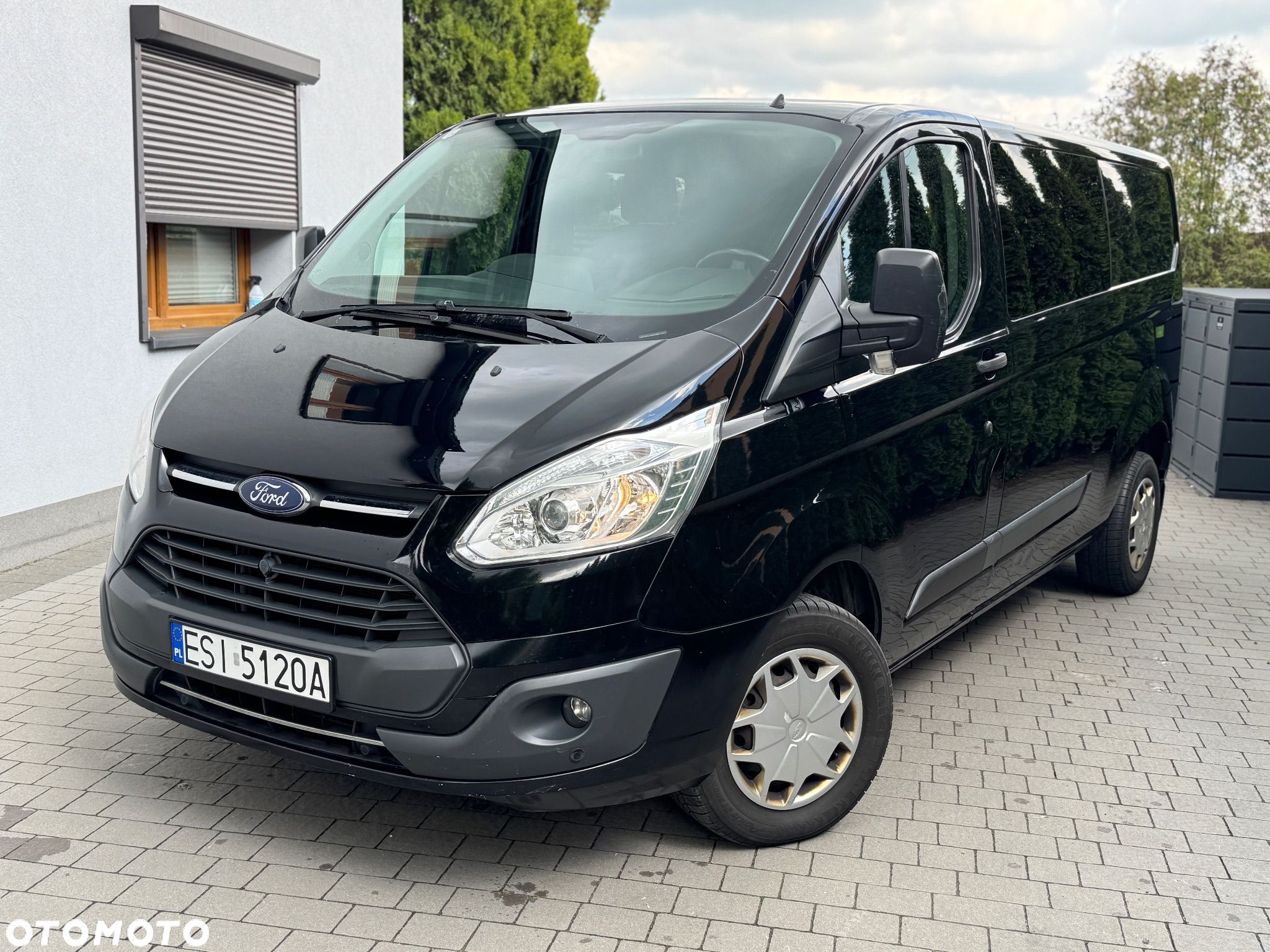 Ford Tranzit Custom - 1