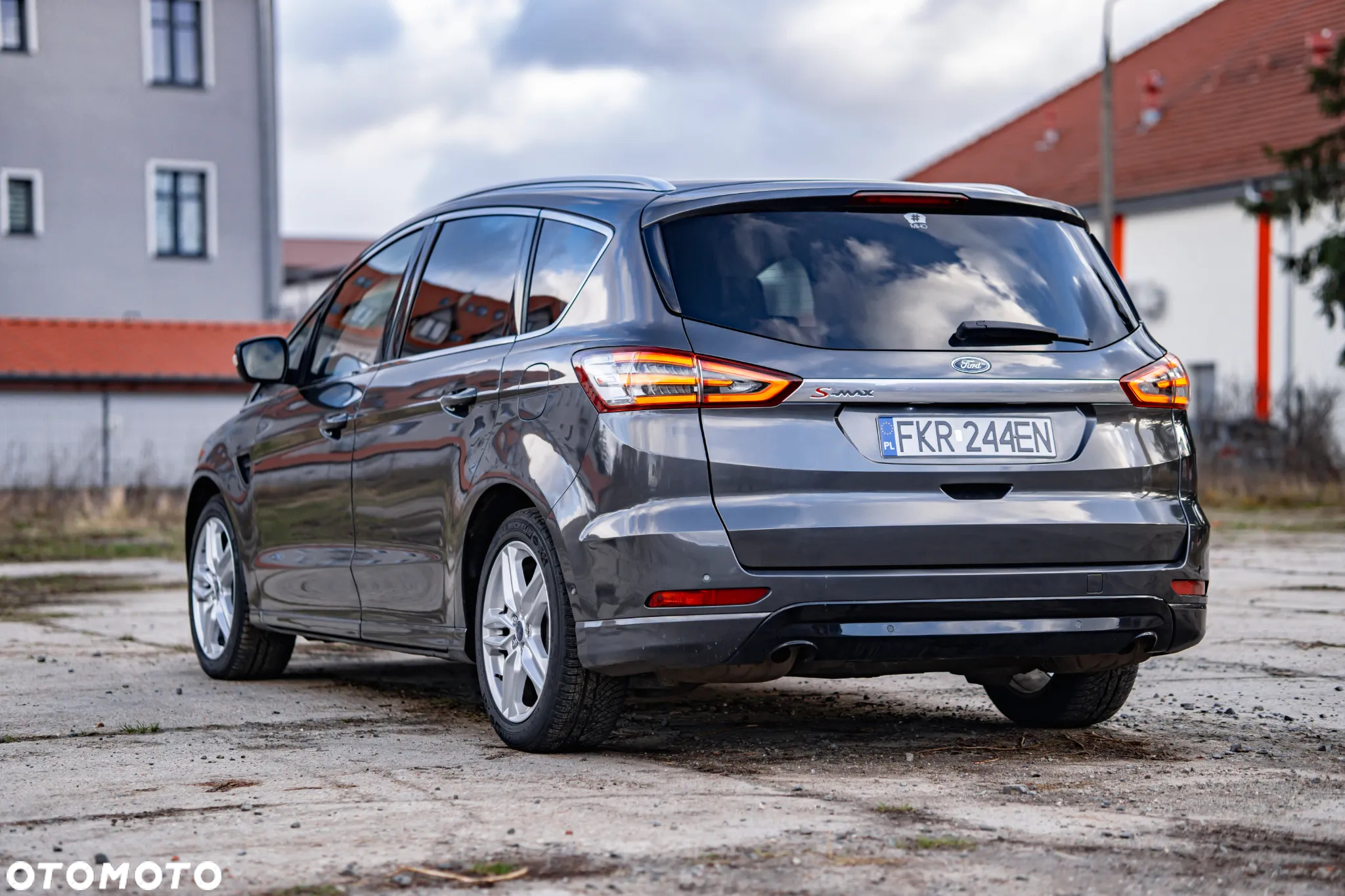 Ford S-Max 2.0 TDCi Titanium - 12