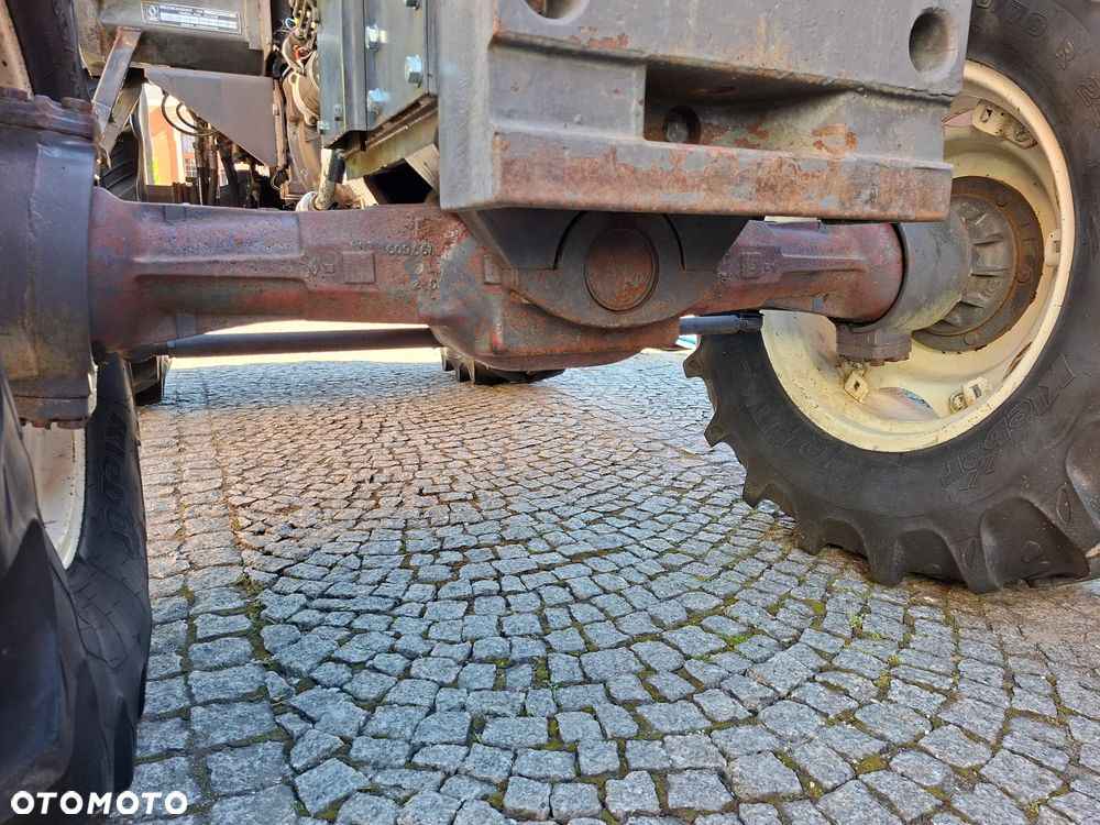 Renault 6814 - 22