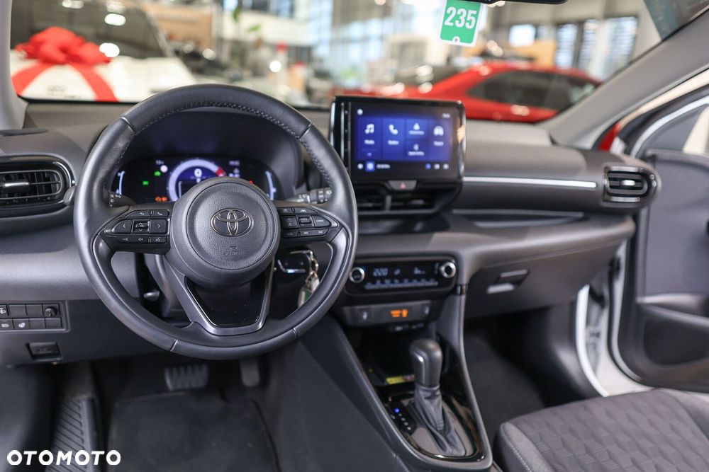 Toyota Yaris Hybrid 1.5 Style - 23