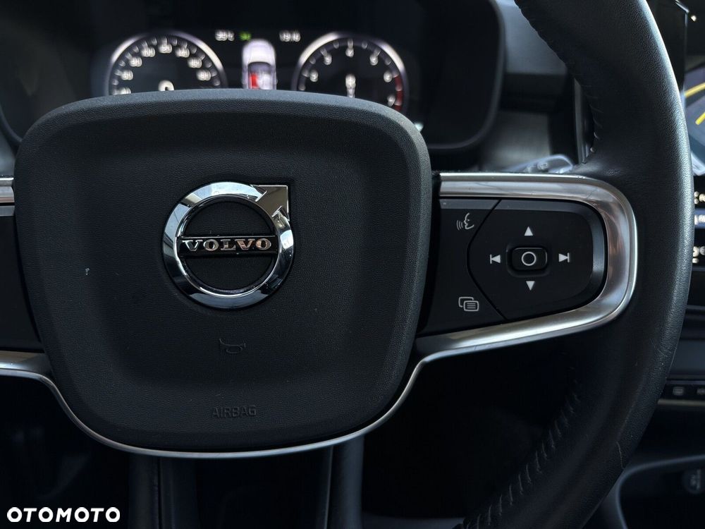 Volvo XC 40 T3 Inscription - 15