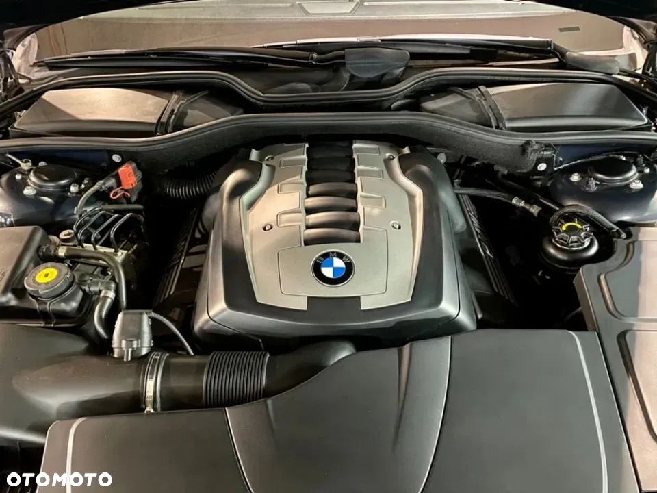 BMW Seria 7 740i - 20