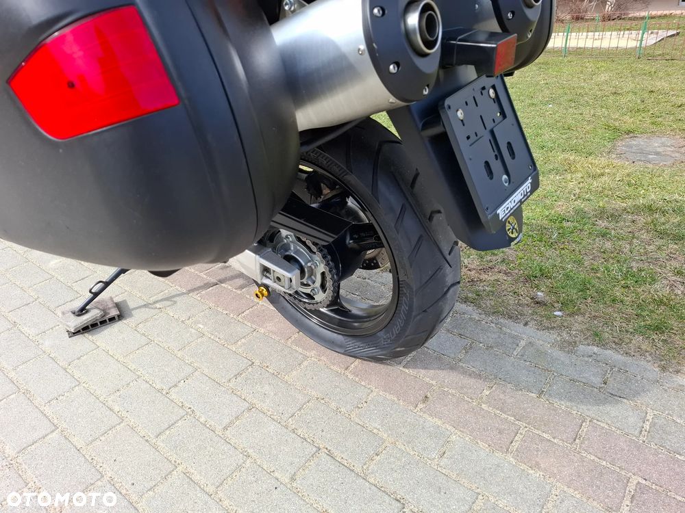 Suzuki V-STROM - 37