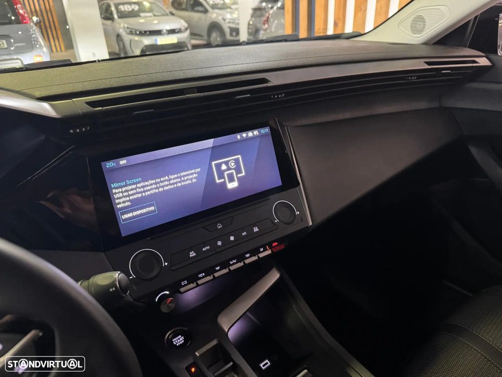 Peugeot 408 1.2 Hybrid Allure e-DCS6 - 24