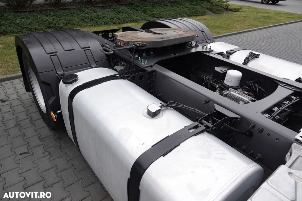 Volvo FH 460 / XXL / I-SHIFT / 2023 R / EURO 6 - 17