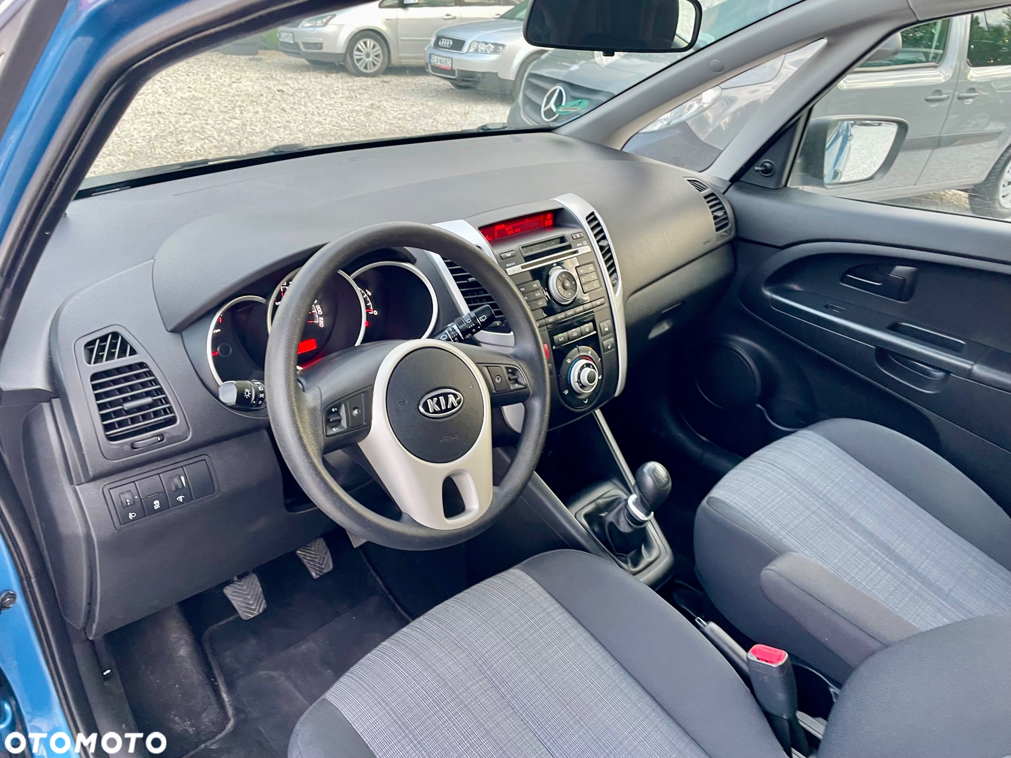 Kia Venga 1.4 CVVT Vision - 5
