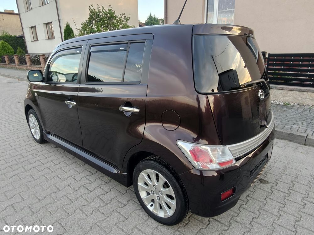 Daihatsu Materia - 25