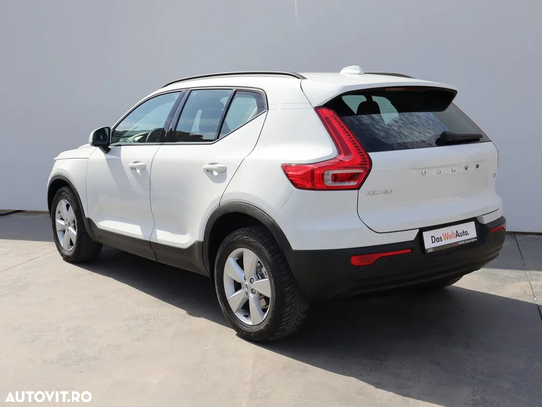 Volvo XC 40 T3 AT8 Momentum - 5
