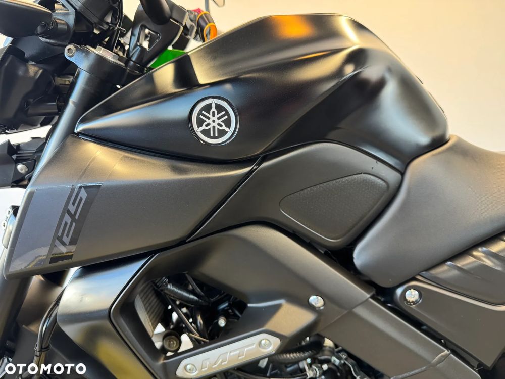 Yamaha MT - 22