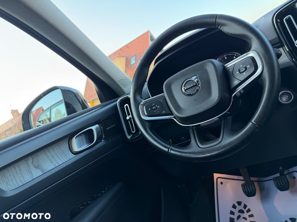 Volvo XC 40 D3 Momentum - 27