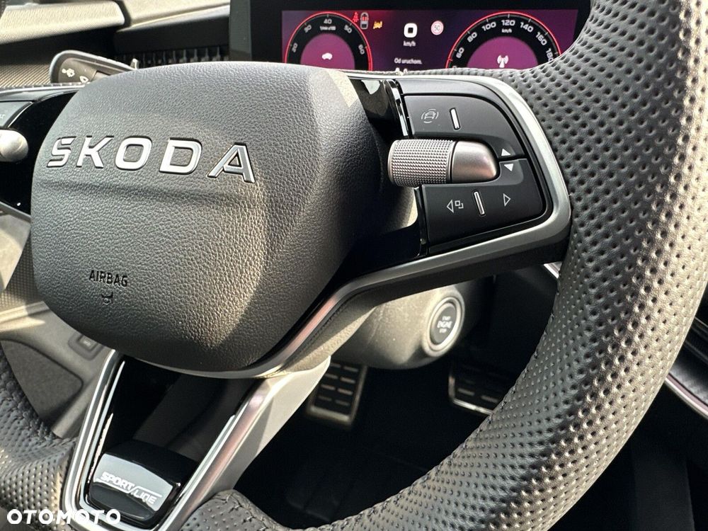 Skoda Superb 2.0 TDI SCR 4x4 Sportline DSG - 17