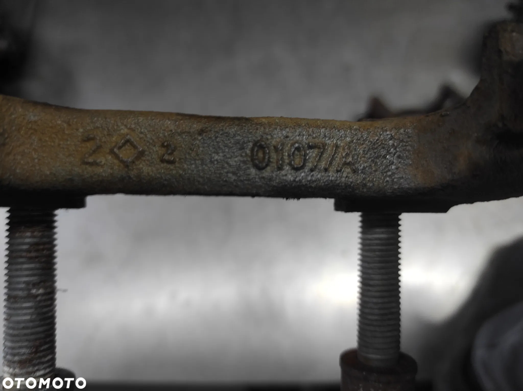 JARZMO HAMULCOWE TYŁ VW PASSAT B7 PRAWE LEWE 0107A 0108A ŚRUBY ŚRUBA JARZMA ZACISKU WYSYŁKA !!! - 3