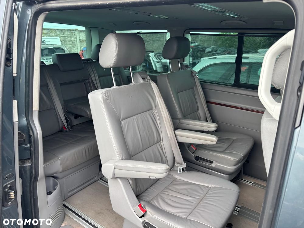 Vw T5 Multivan Highline kompletne wnetrze (fotel deska podsufitka) - 3