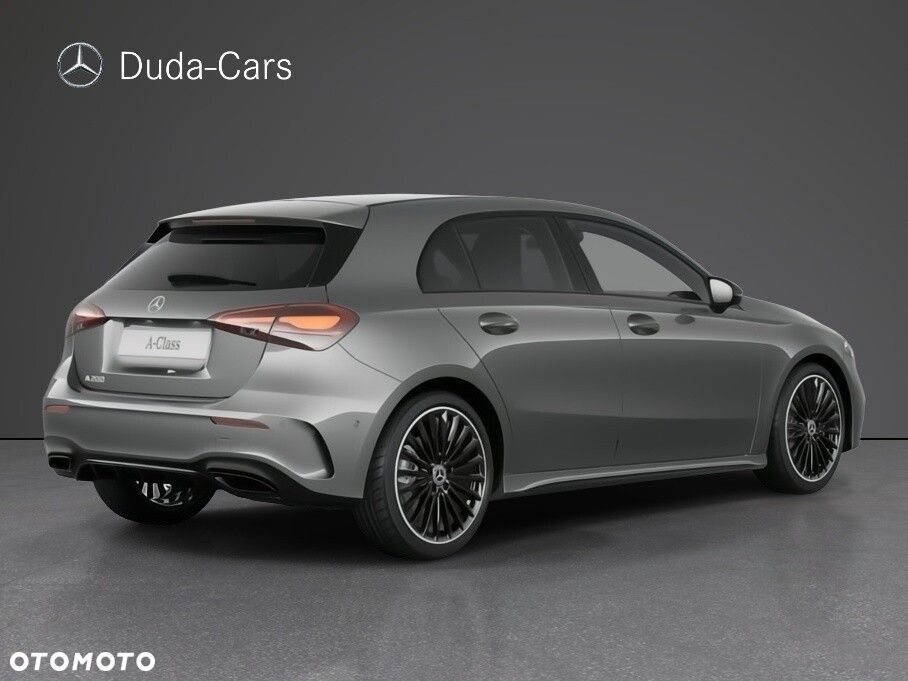Mercedes-Benz Klasa A 200 AMG Line 7G-DCT - 3