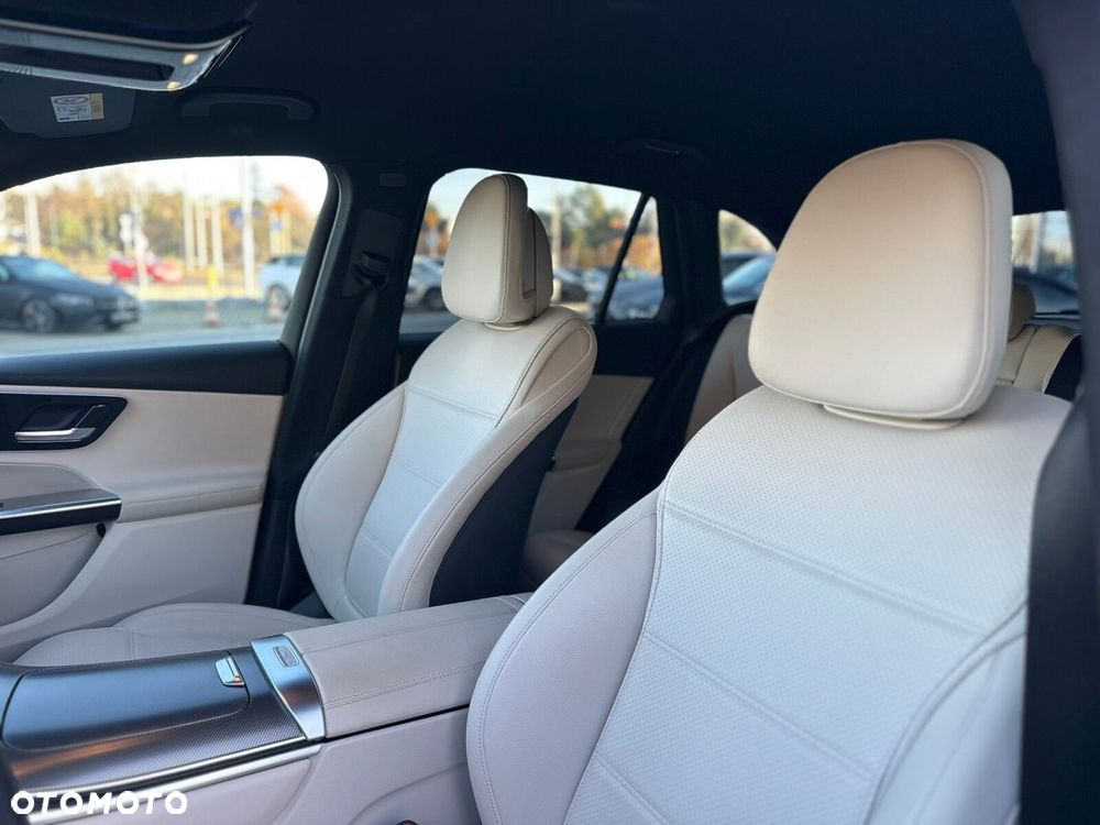 Mercedes-Benz GLC - 16