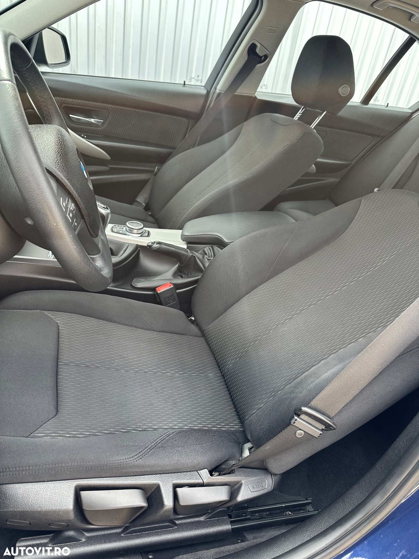 BMW Seria 3 318d Advantage - 20