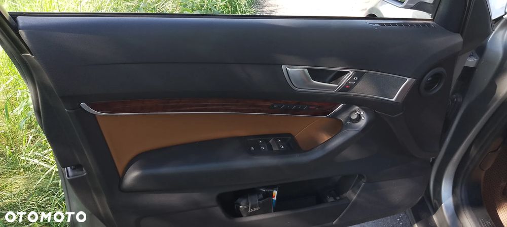 Audi A6 Avant 4.2 quattro tiptronic - 18