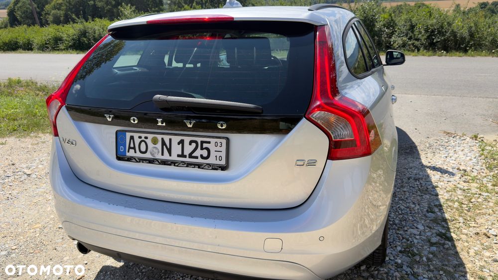 Volvo V60 D2 Edition - 16