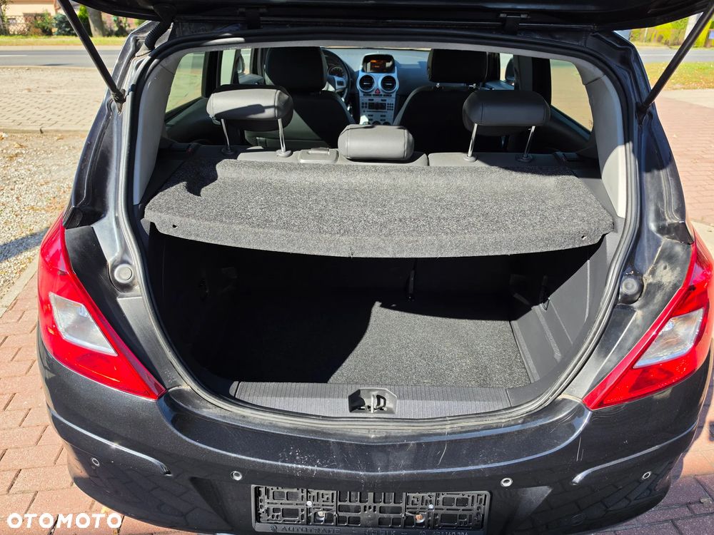 Opel Corsa 1.4 16V Navi - 14