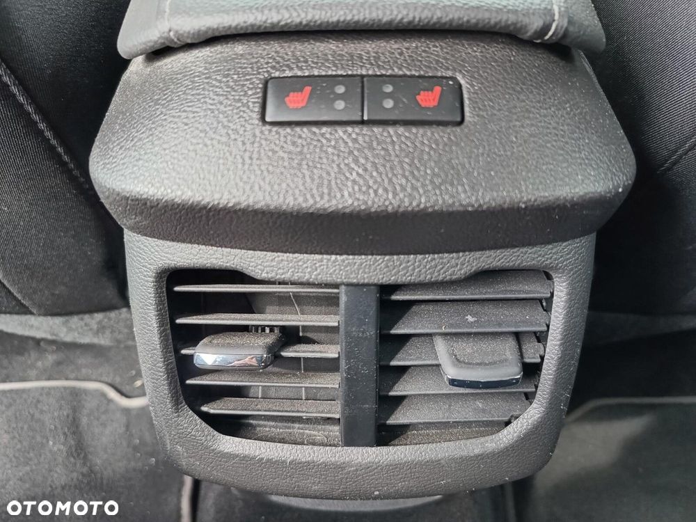 Ford Mondeo 2.0 EcoBlue Titanium - 16