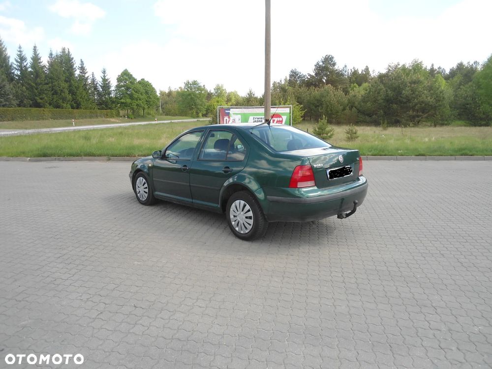 Volkswagen Bora 1.9 TDI Comfortline - 4