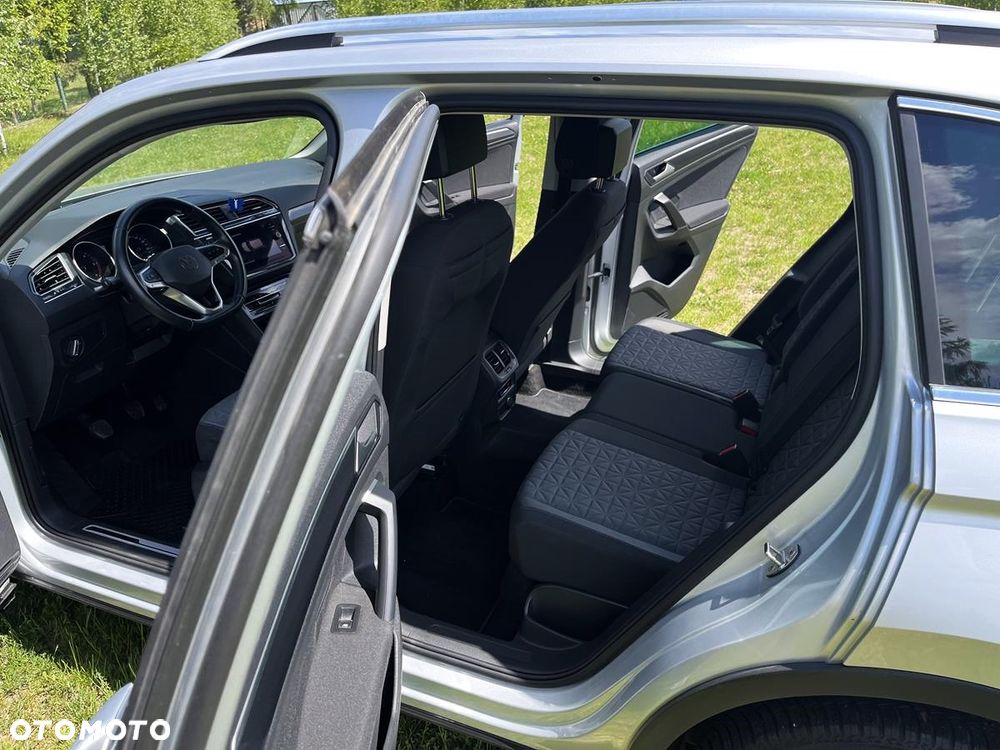 Volkswagen Tiguan - 8