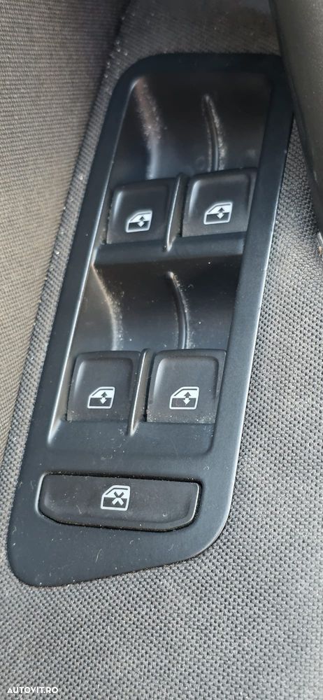Volkswagen Golf - 17