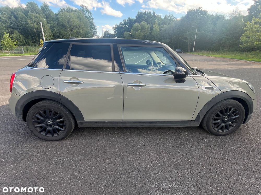 MINI Cooper Standard - 2