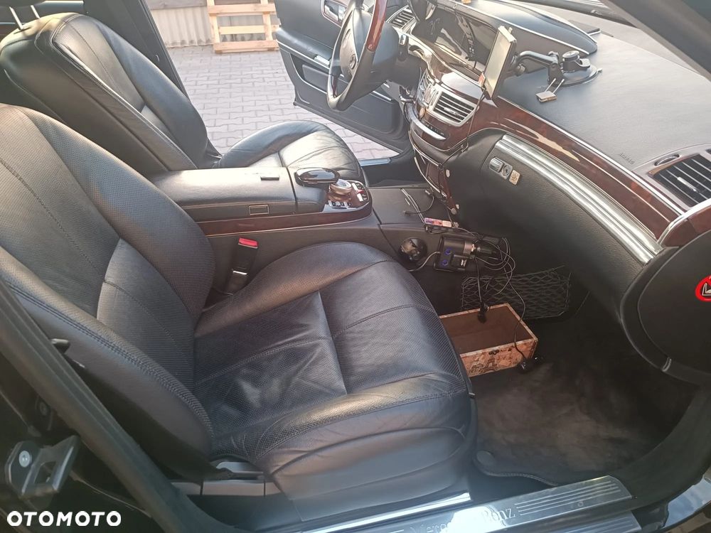 Mercedes-Benz Klasa S 500 7G-TRONIC - 22