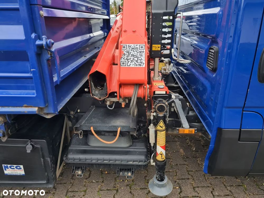 Iveco DAILY 70c18 72c18 dmc 7200kg WYWROTKA kiper Miller HDS / Dzwig/ Żuraw FASSI f40 RADIO// BLOKADA MOSTU// IGŁA jak nowy - 17