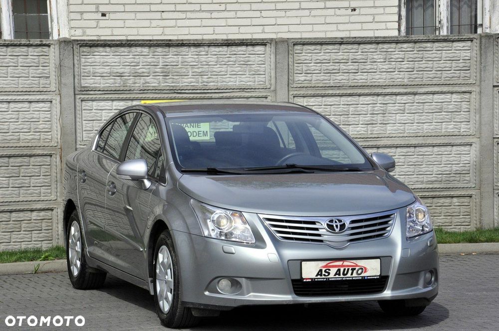 Toyota Avensis 1.8 Active - 3